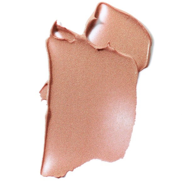 L'Oreal Paris X Balmain Lipstick Confidence - Picture 2 of 6